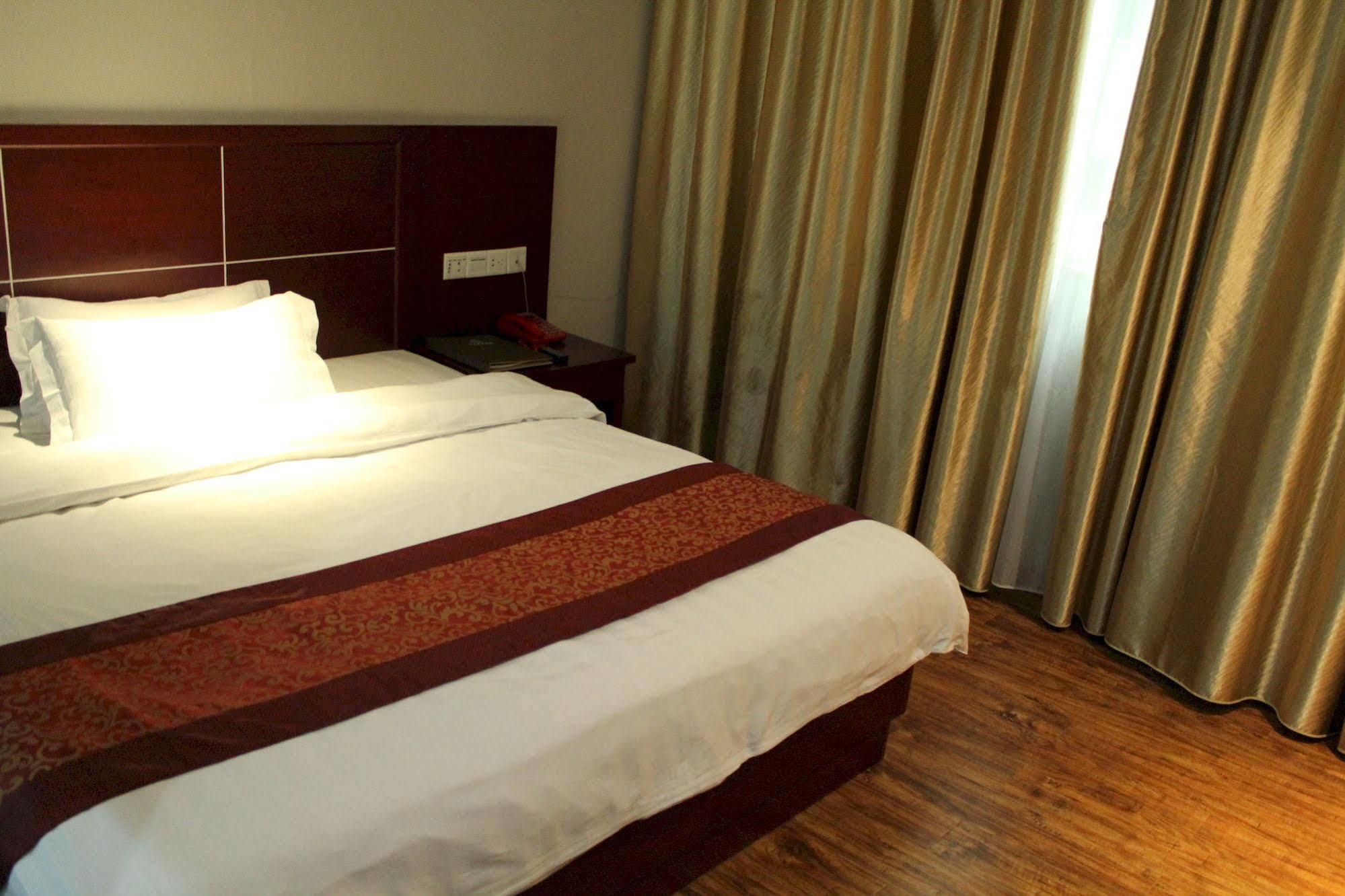 Zhongda Jindu Hotel Kanton Exterior foto