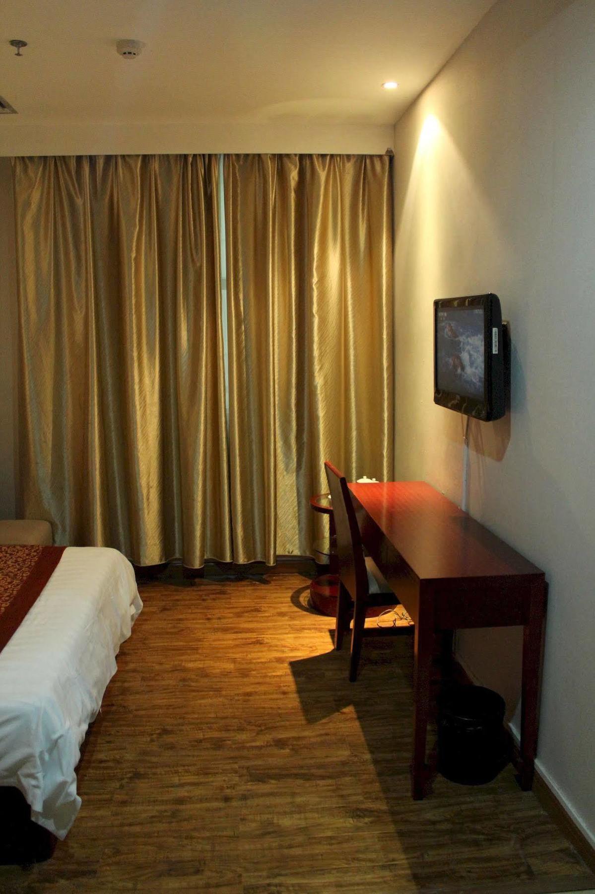 Zhongda Jindu Hotel Kanton Exterior foto